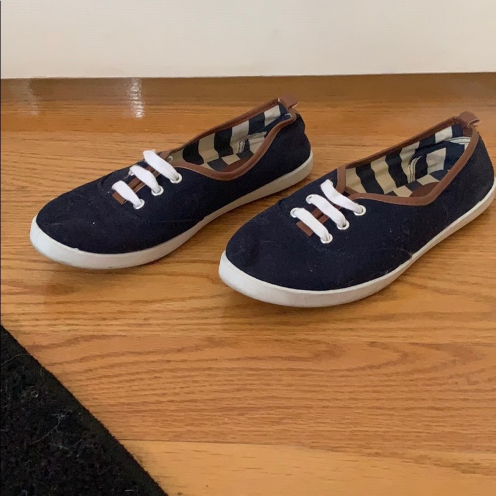 Blue and white sneakers.